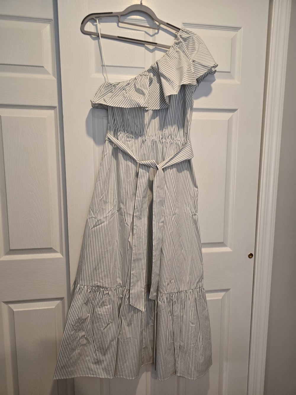 Express One-Shoulder Striped Ruffle Dress in White and Light Blue